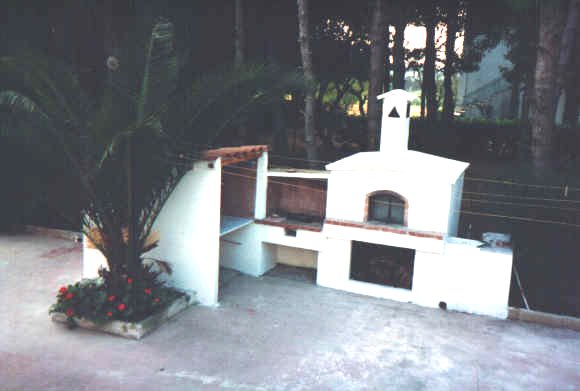 index.5.jpg (23735 byte)